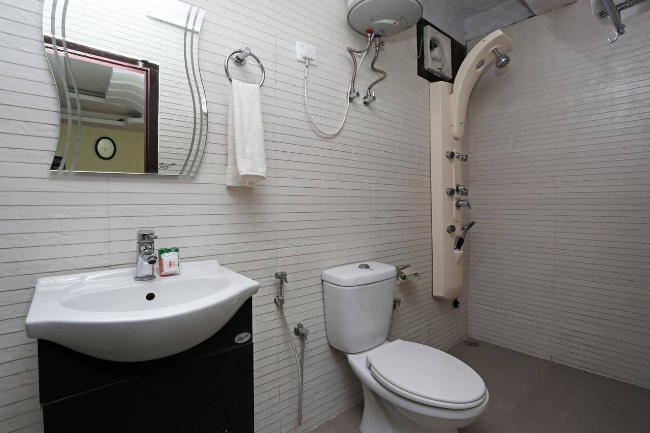 Hotel Madhuban Nainital Ngoại thất bức ảnh